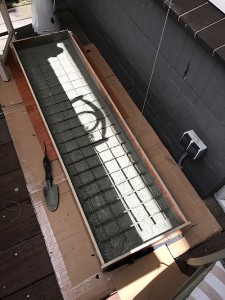 Betonblad ijzerdraad plaatsen